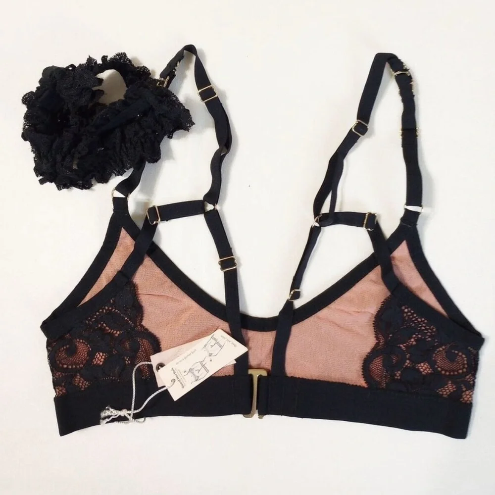 NWT Free People Revolve We Are Hah Black Guard Her 4 Way Bra and/or Gart… - Picture 6 of 11